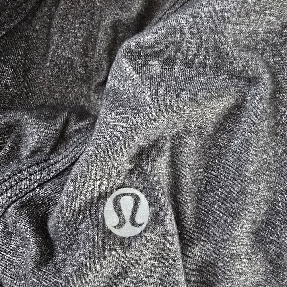 Lululemon Dance Studio Reversible Black Athletic Zip Hoodie Jacket Size 2 - Picture 6 of 9